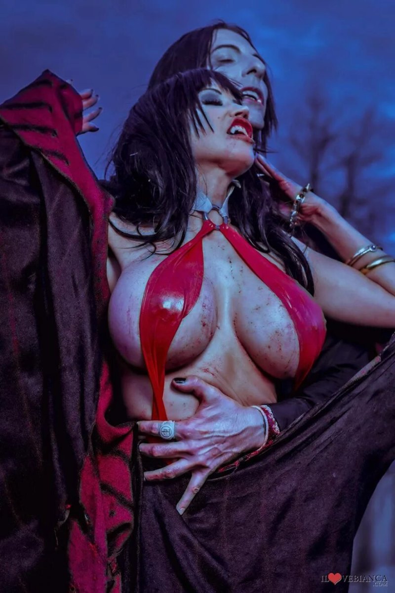 Бианка vampirella, Бьянка боушам, Вампирелла vampirella