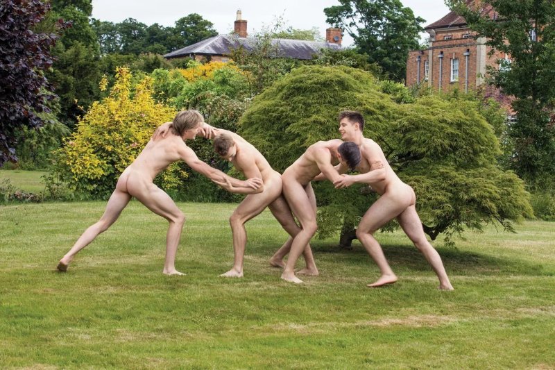 Warwick rowers, Мальчишки голые бегают, Нудизм