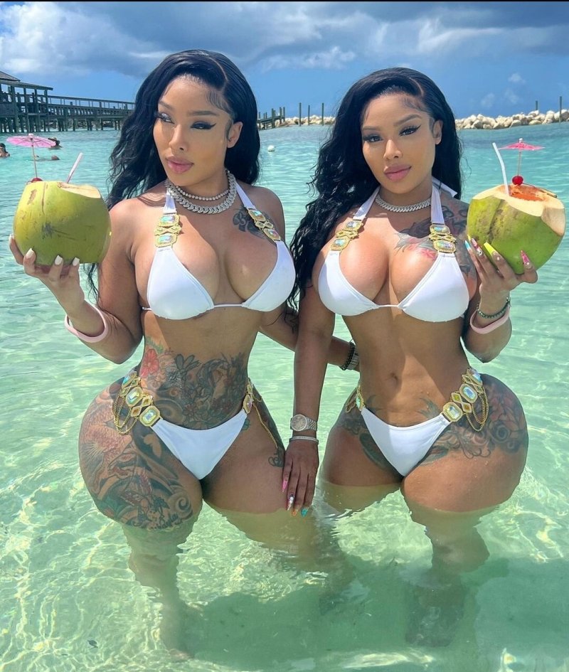 Double dose twins слив, Double dose twins, Double dose twins michelle and miriam carolus