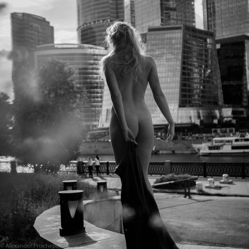 Голая фотосессия москва, Девушка москва сити, Фотосессия у москва сити