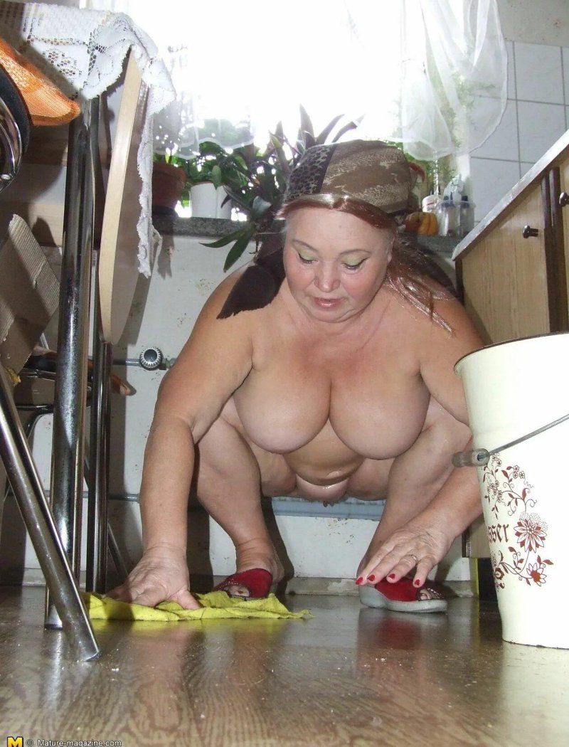 Зрелые русские уборщицы