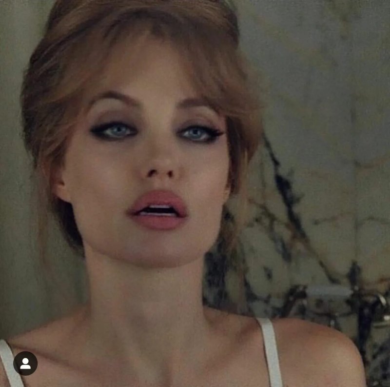 Анджелина джоли лазурный берег, Angelina jolie pitt, Анджелина джоли курит