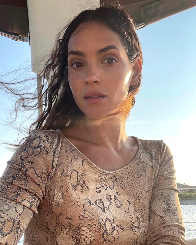 Adria arjona