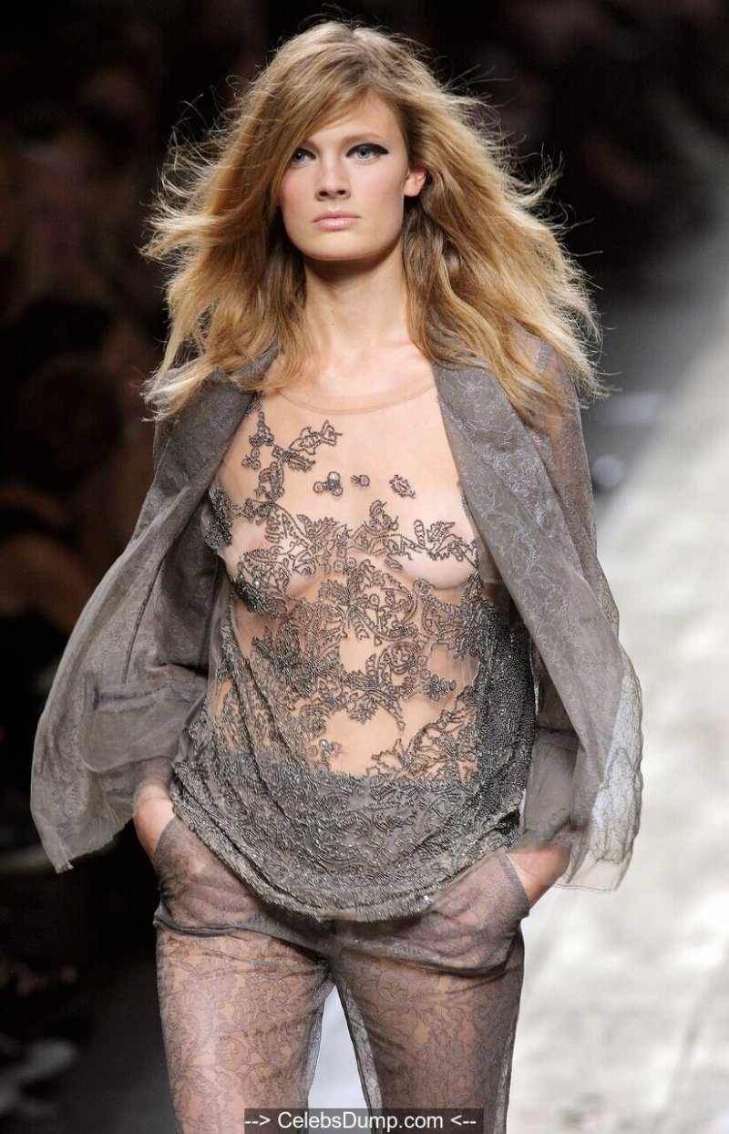 Констанс яблонски откровенно, Constance jablonski, Девушка