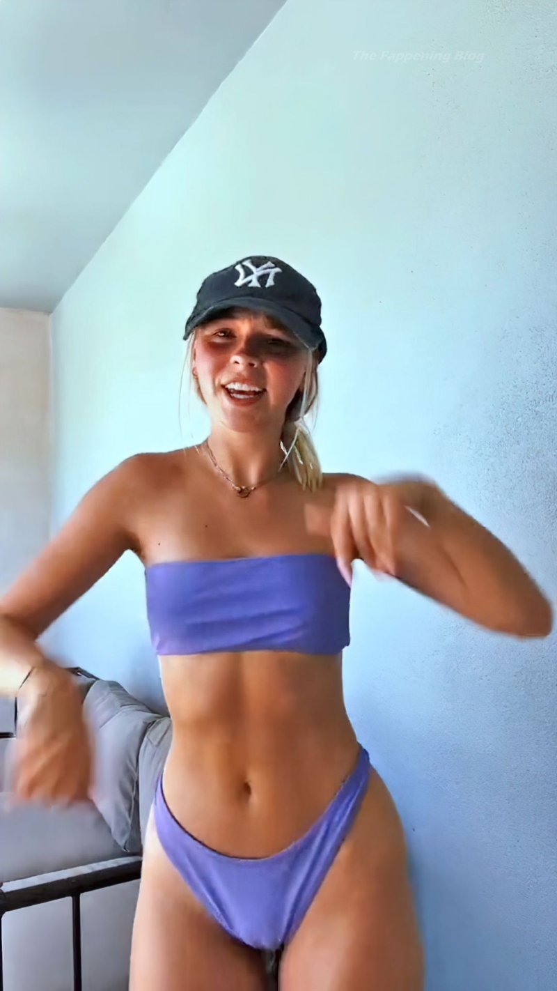 Джордин джонс камелтое, Джордин джонс, Jordyn jones nude