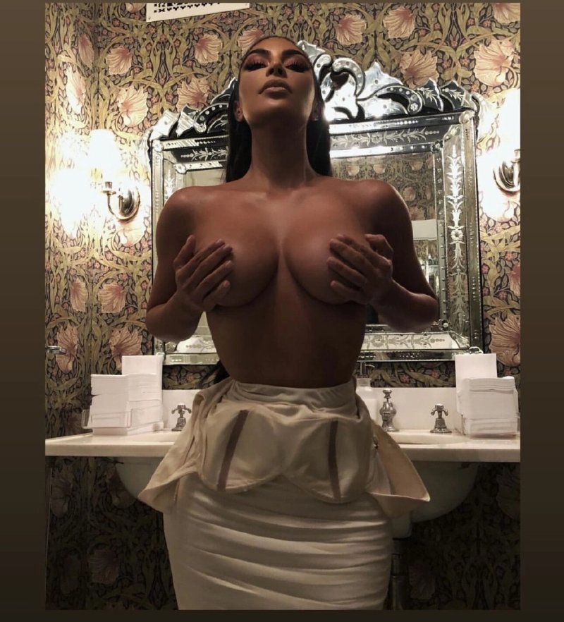 Kimberly kardashian