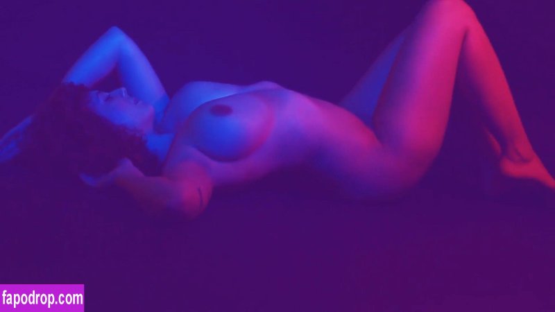 Эротика, Leila lowfire nude, Onlyfans leak