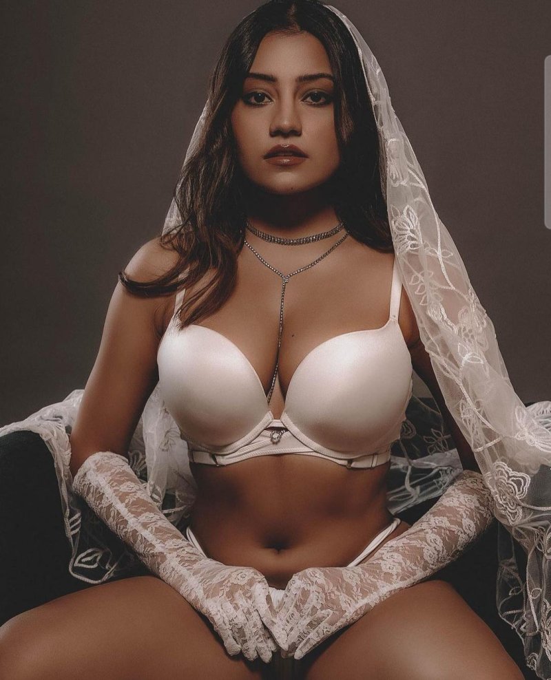 Simran kaur nude