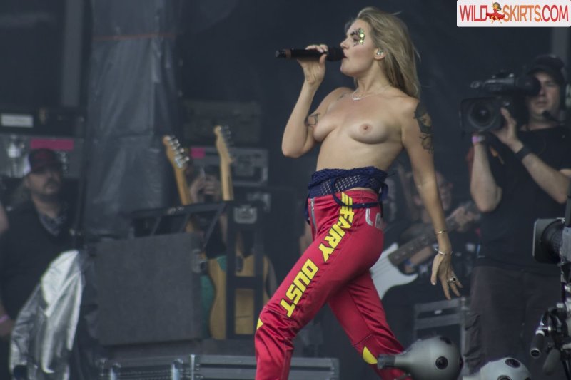 Tove lo — шведская певица, Tove nilsson, Tove lo topless
