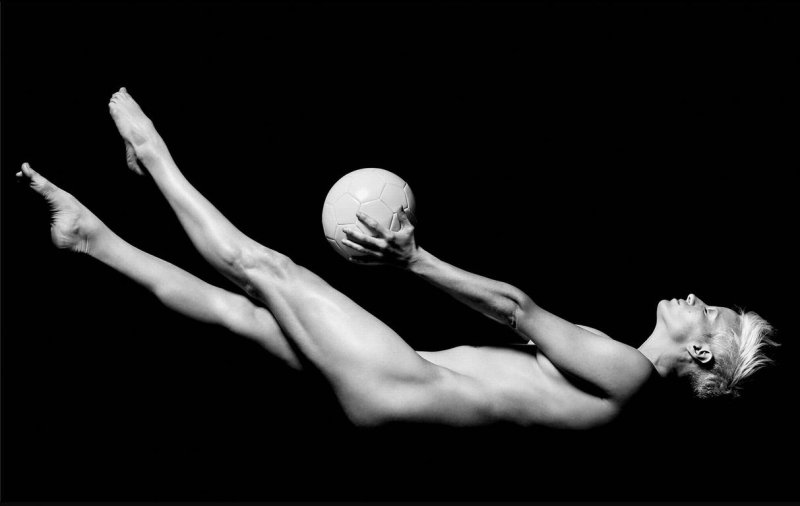 Megan rapinoe, Меган рапино голая фотосессия, Футбольные мяч