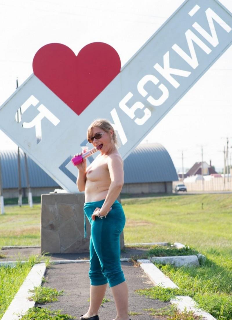 Оксана shy, Разделась на людях, Порно оксана