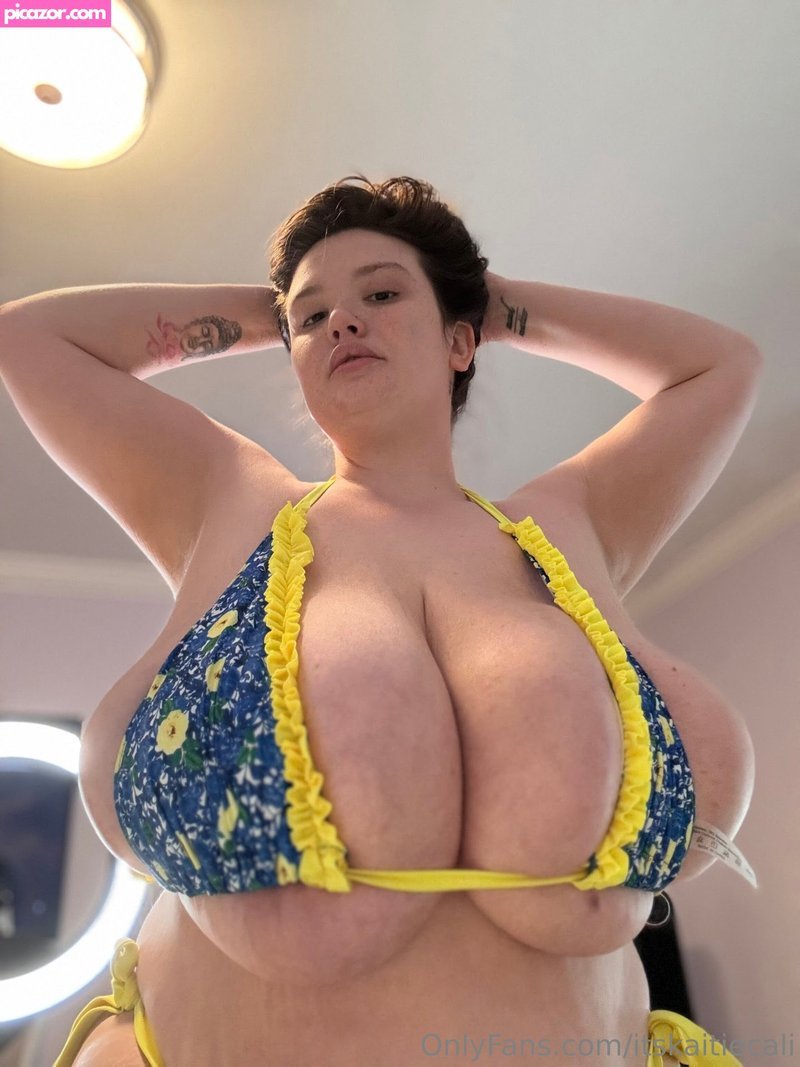 Mila kuznetsova onlyfans, Karla james большие природные сиськи, Карла джамес