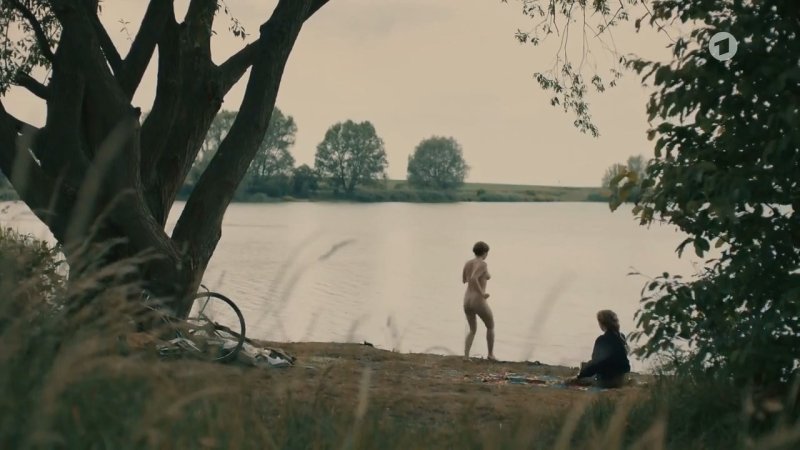 Голая актриса, Нудизм, Nude scene
