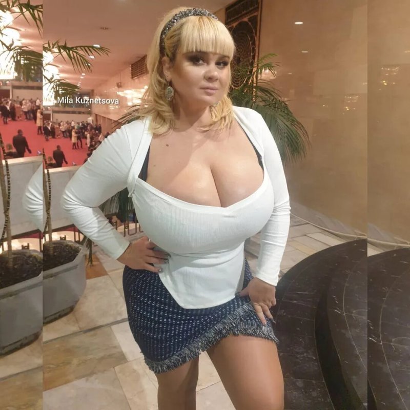 Mila kuznetsova декольте