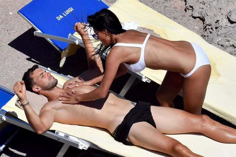 Nicole scherzinger топлесс, Николь шерзингер в бикини, Николь шерзингер в купальнике