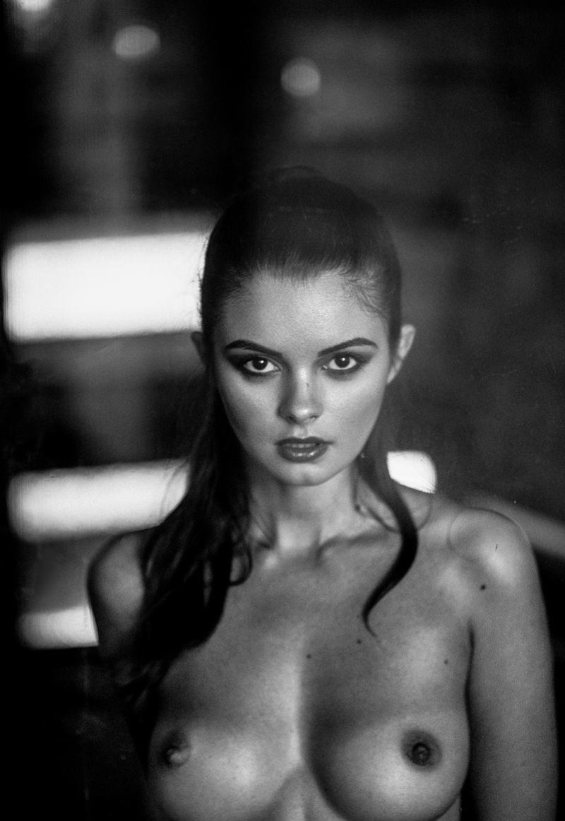 Юлия лиепа ню, Julia liepa, Эротика ню