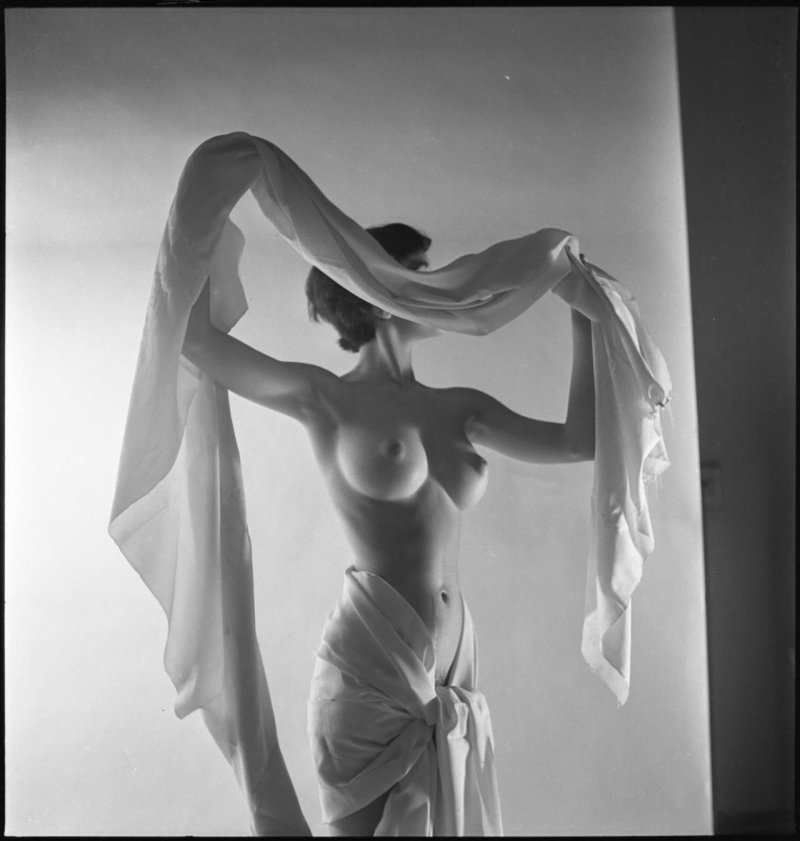 Эротическая фотографии