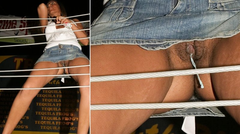 Под юбкой без трусиков upskirt, Порно под юбкой