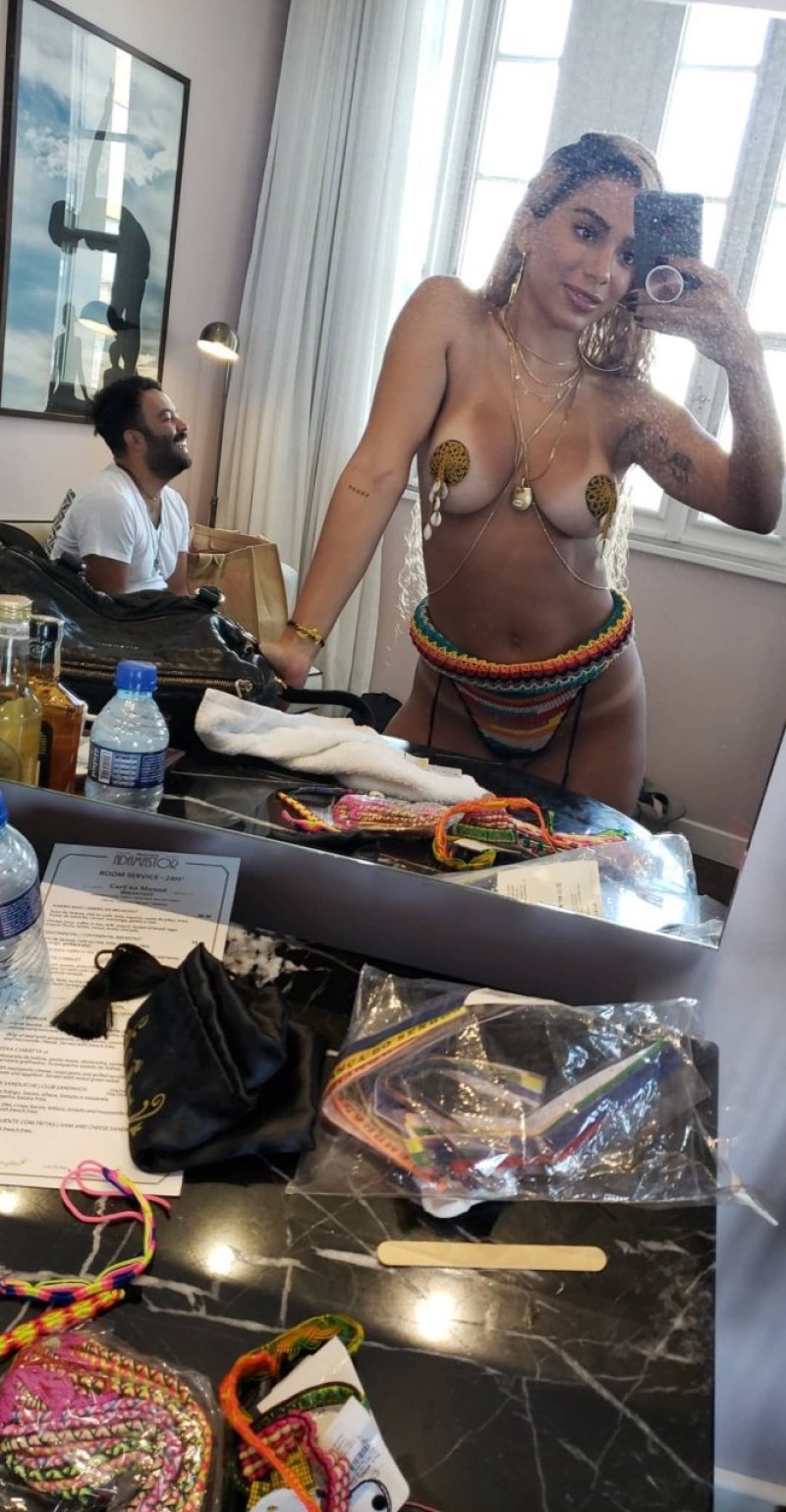 Anitta nua