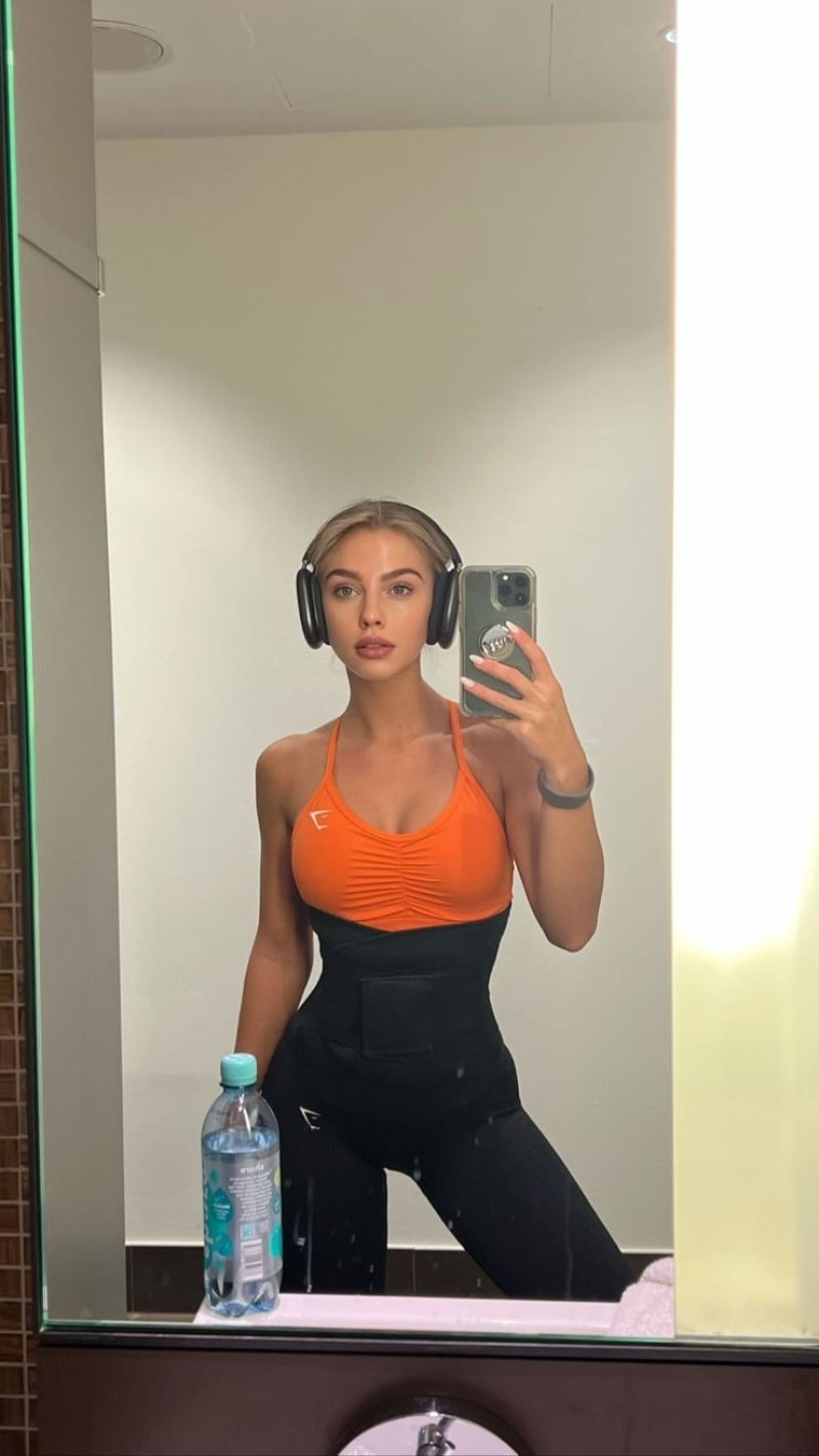 Алекса брейт, Alexa breit, Девушка
