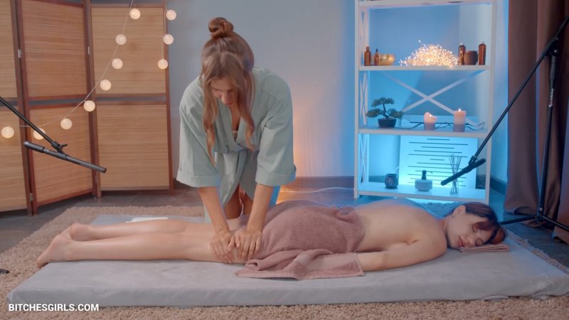 Asmr massage nude
