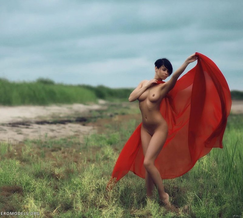 Ню грузинский фотограф