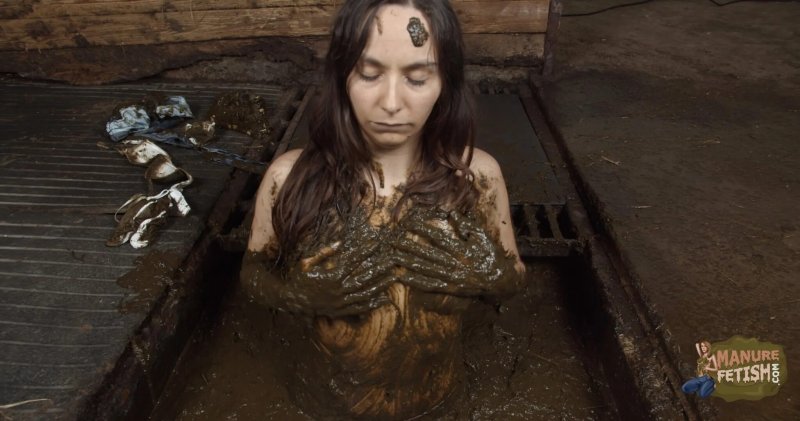 Девочка в болоте quicksand 2, Девушка в грязи, Женщина в грязи